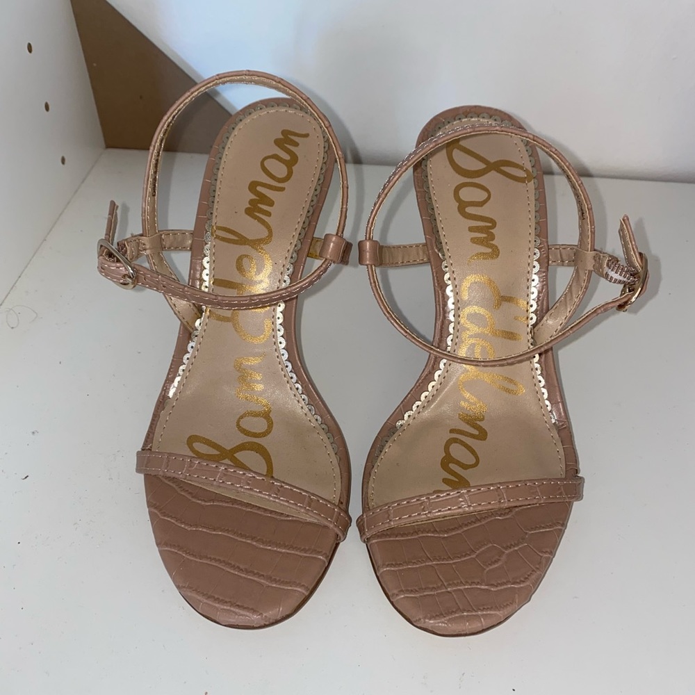 Size 4.5 Sam Edelman heels
